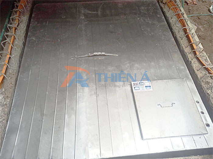 Bể vuông đặt ngầm làm từ Inox cao cấp không gỉ